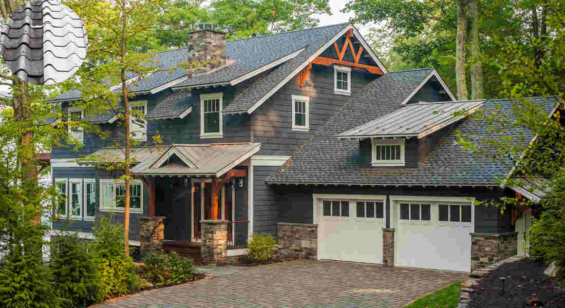 does the color of your roof affect house temperature