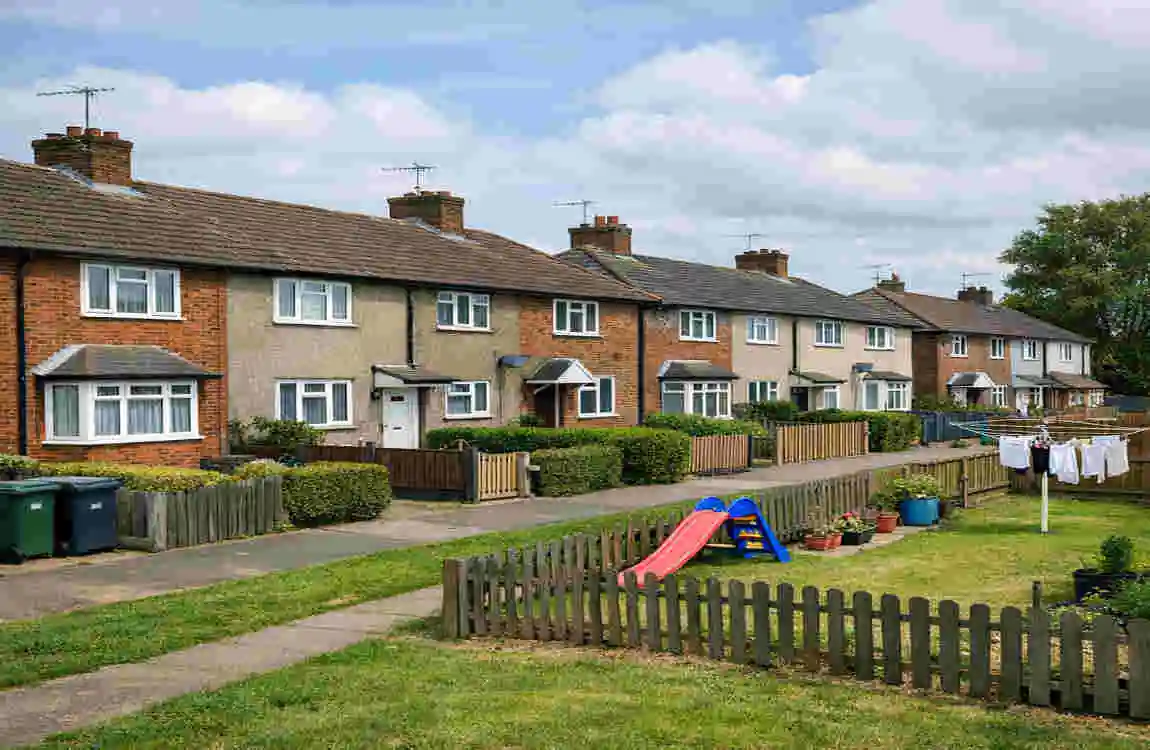 how do you get a council house quick